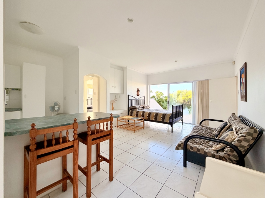 5 Bedroom Property for Sale in Vermont Western Cape
